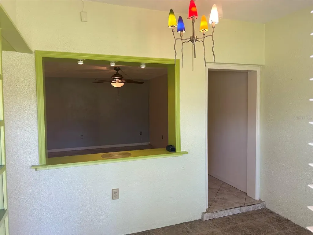 445 32nd Avenue N St Petersburg FL 33704