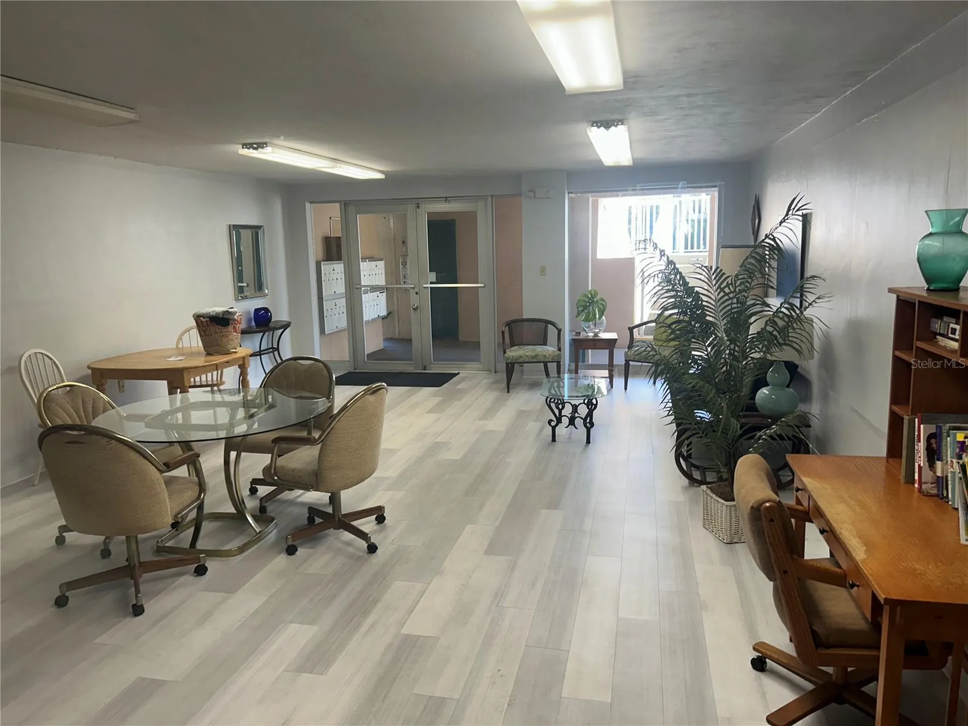 445 32nd Avenue N St Petersburg FL 33704