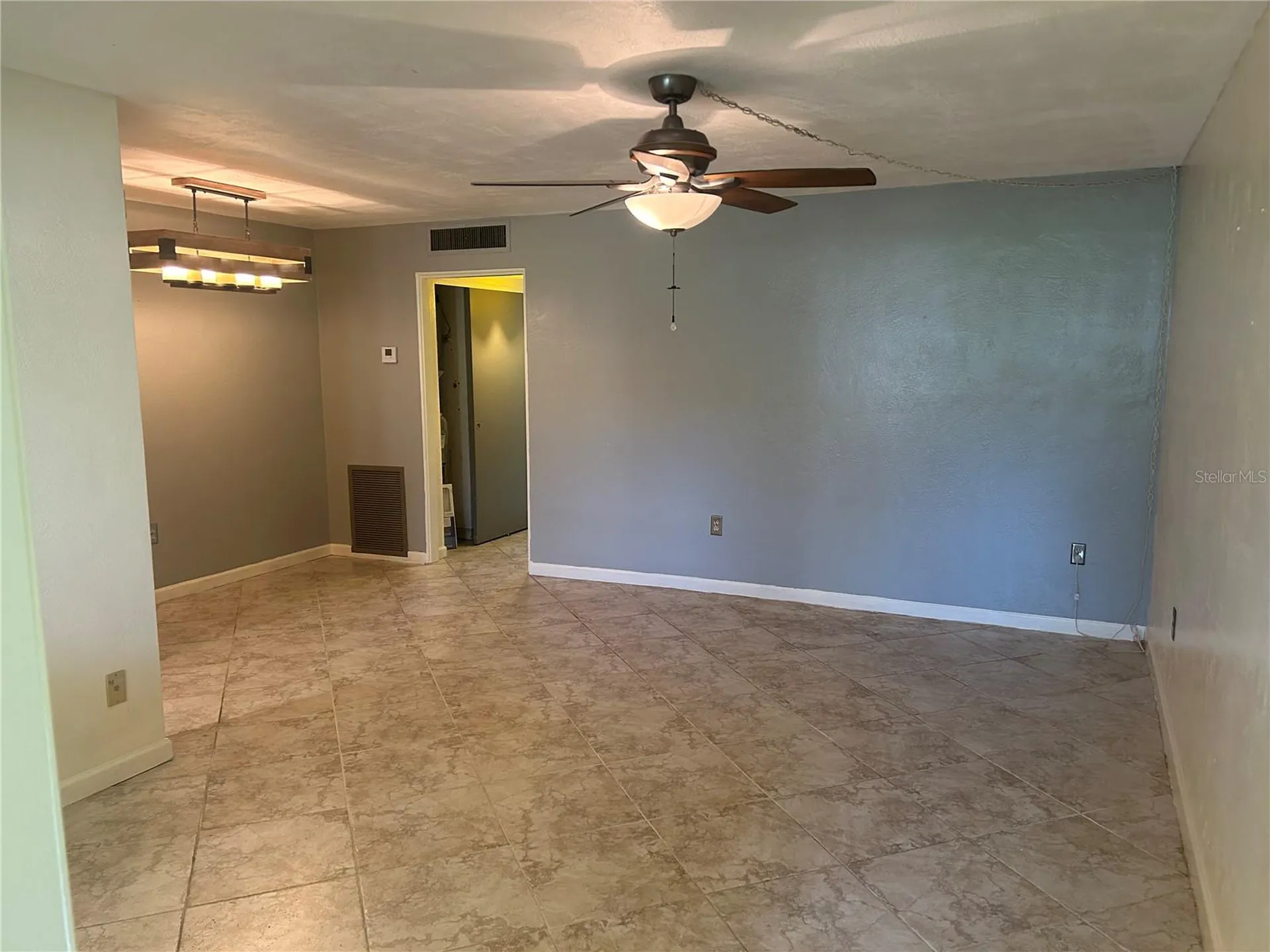 445 32nd Avenue N St Petersburg FL 33704