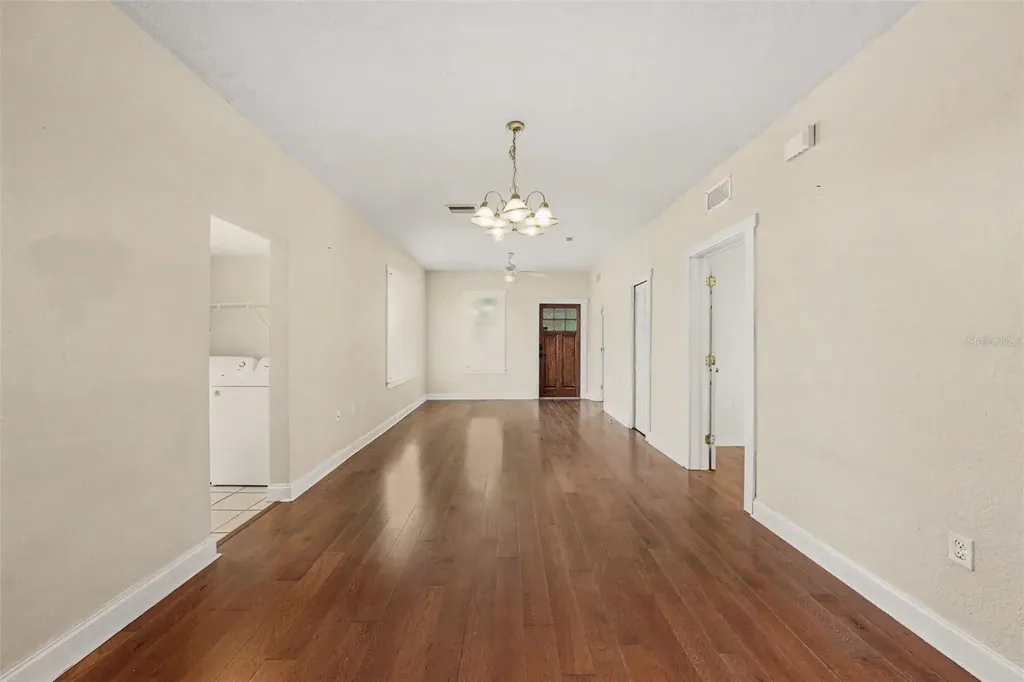 1601 E 15th Avenue Tampa FL 33605