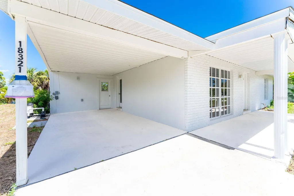 18321 Wolbrette Circle Port Charlotte FL 33948