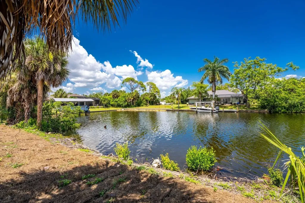 18321 Wolbrette Circle Port Charlotte FL 33948