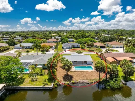 18321 Wolbrette Circle Port Charlotte FL 33948