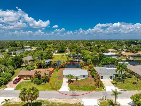 18321 Wolbrette Circle Port Charlotte FL 33948