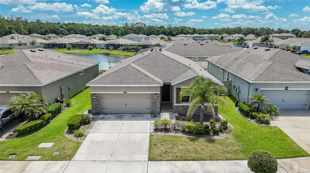 1092 Pipestone Place Wesley Chapel FL 33543