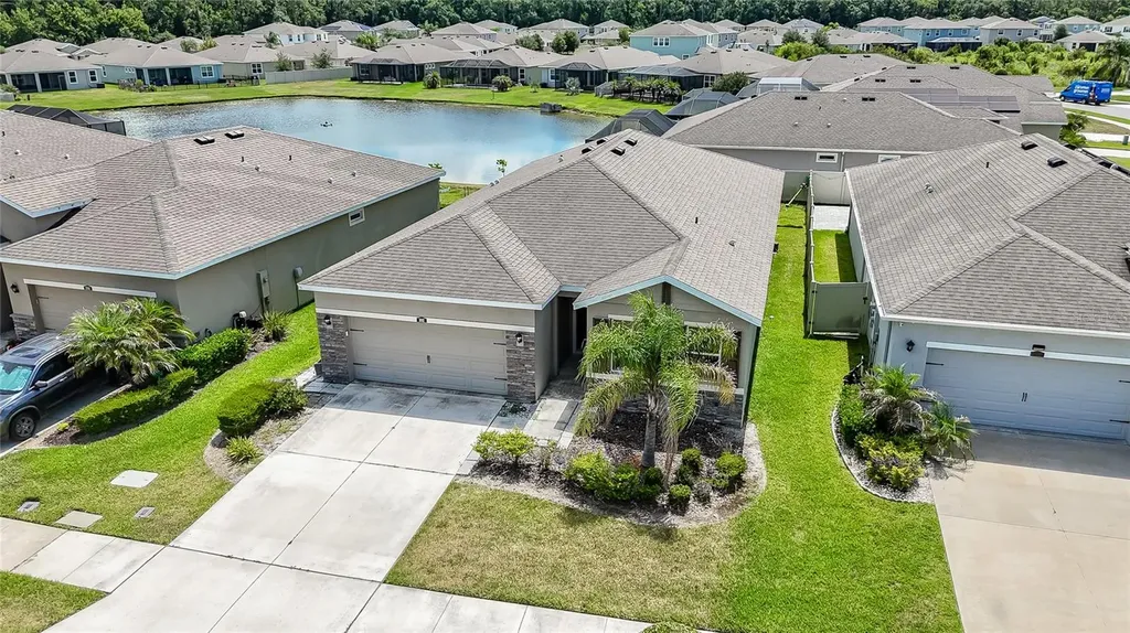 1092 Pipestone Place Wesley Chapel FL 33543