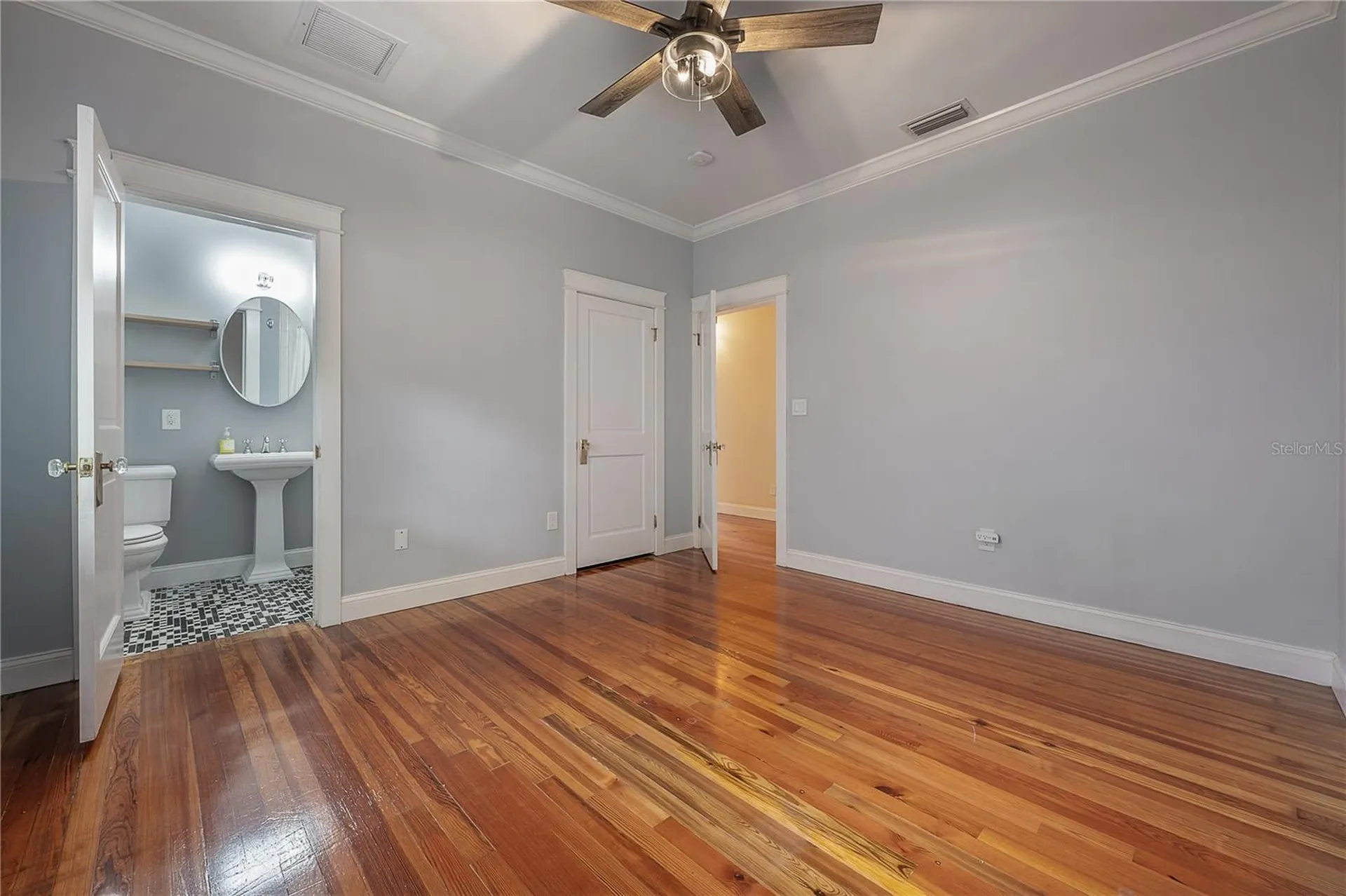 5207 N Suwanee Avenue Tampa FL 33603