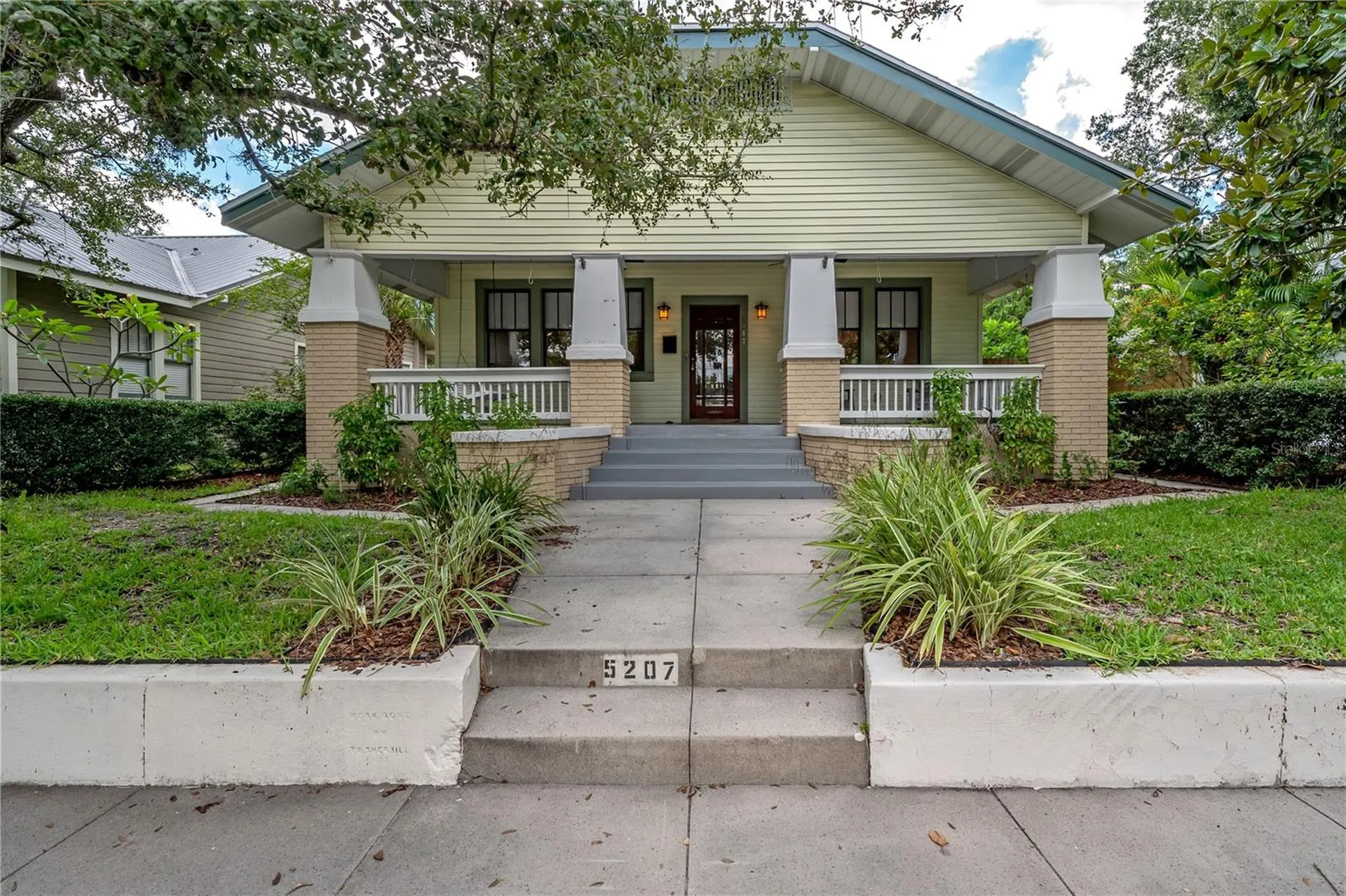 5207 N Suwanee Avenue Tampa FL 33603