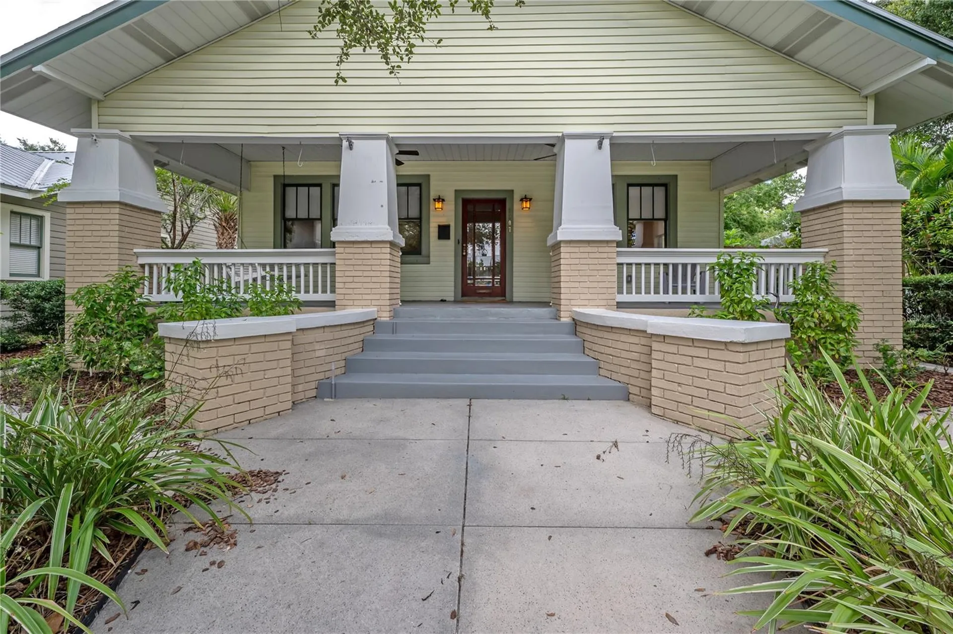 5207 N Suwanee Avenue Tampa FL 33603