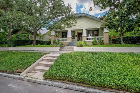 5207 N Suwanee Avenue Tampa FL 33603