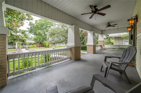 5207 N Suwanee Avenue Tampa FL 33603