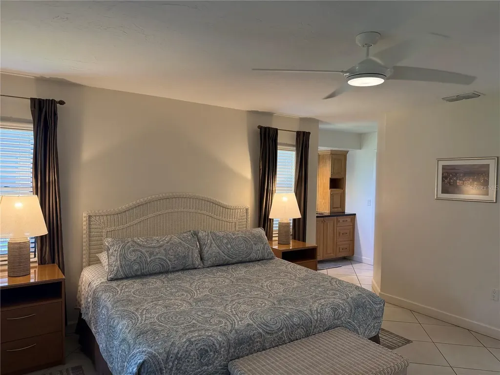 3637 Yellow Pine Court Sarasota FL 34238