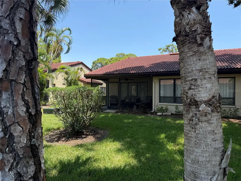 3637 Yellow Pine Court Sarasota FL 34238