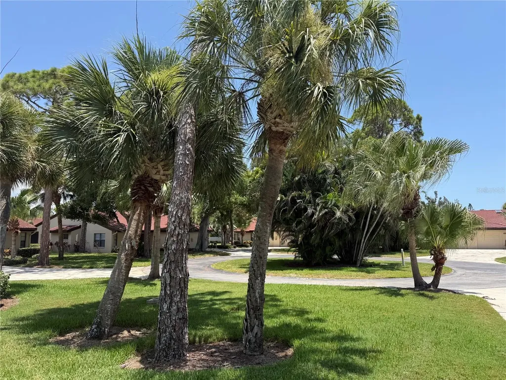 3637 Yellow Pine Court Sarasota FL 34238