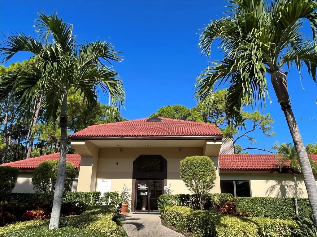 3637 Yellow Pine Court Sarasota FL 34238
