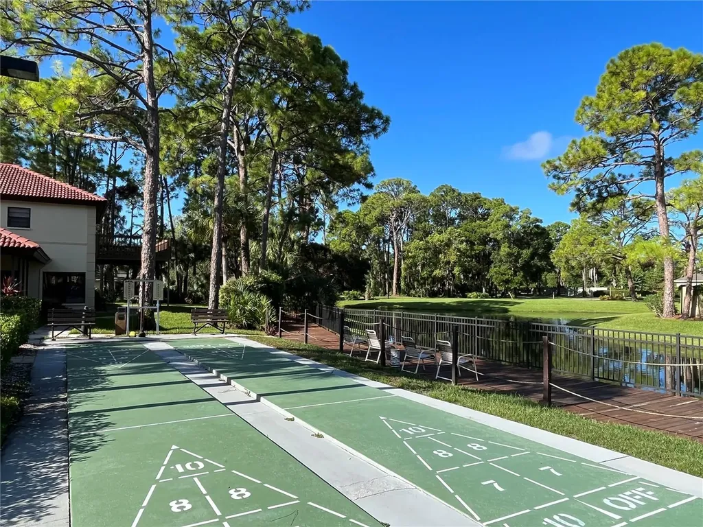 3637 Yellow Pine Court Sarasota FL 34238