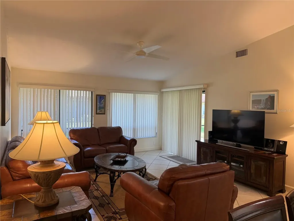 3637 Yellow Pine Court Sarasota FL 34238