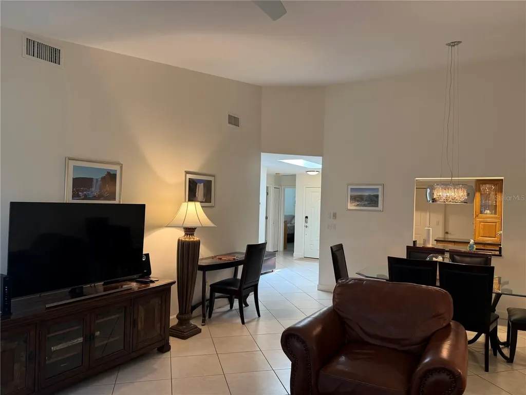 3637 Yellow Pine Court Sarasota FL 34238