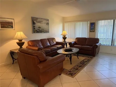 3637 Yellow Pine Court Sarasota FL 34238