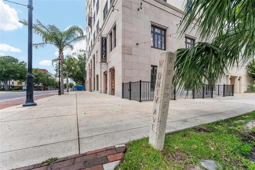 408 W University Avenue Gainesville FL 32601