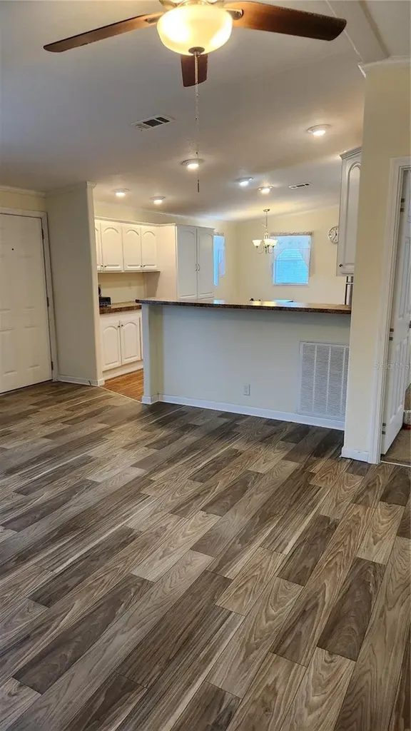 2251 SE 146th Circle Morriston FL 32668