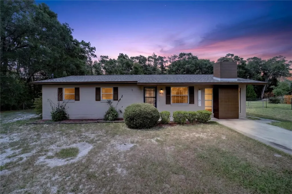 2875 NE 49th Street Ocala FL 34479