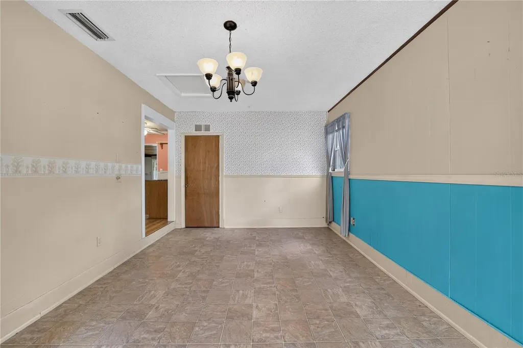 2875 NE 49th Street Ocala FL 34479