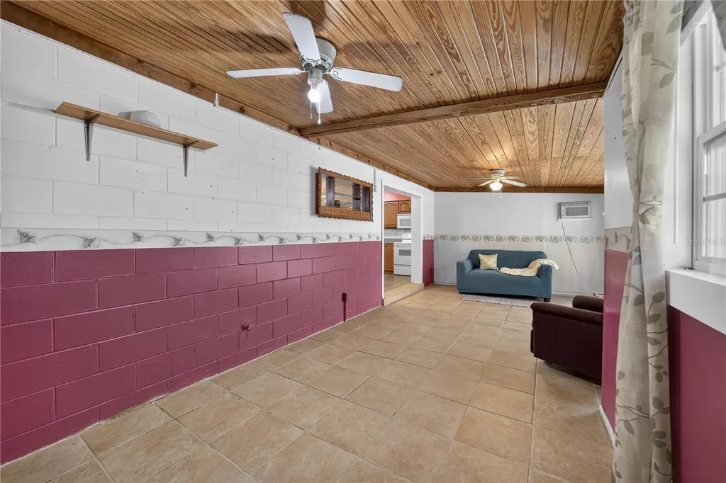 2875 NE 49th Street Ocala FL 34479