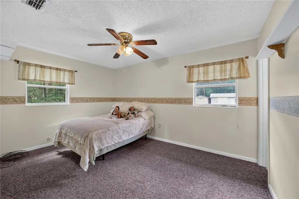 2875 NE 49th Street Ocala FL 34479