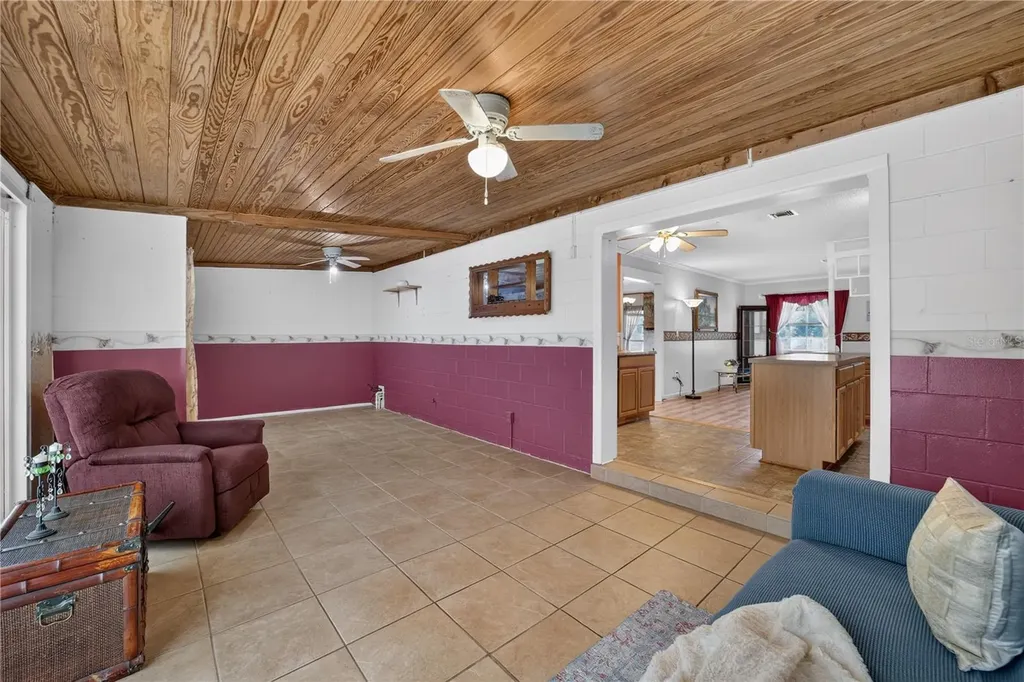 2875 NE 49th Street Ocala FL 34479