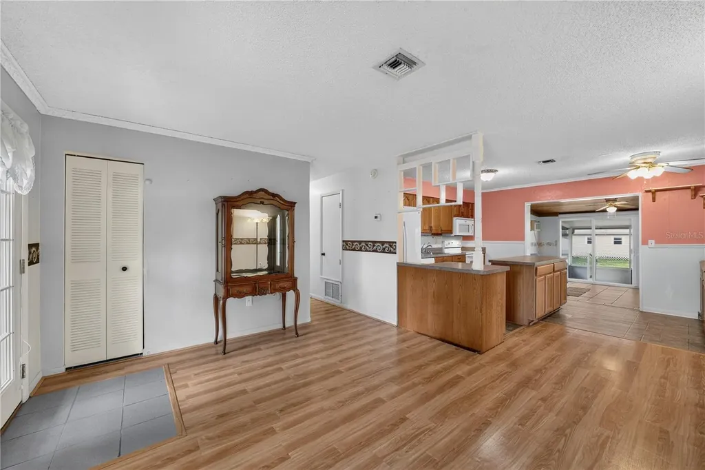 2875 NE 49th Street Ocala FL 34479