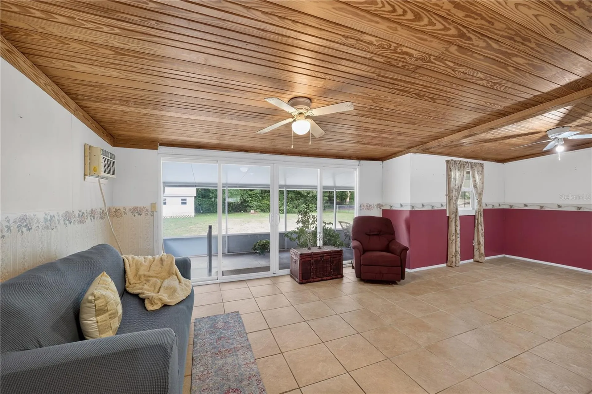 2875 NE 49th Street Ocala FL 34479