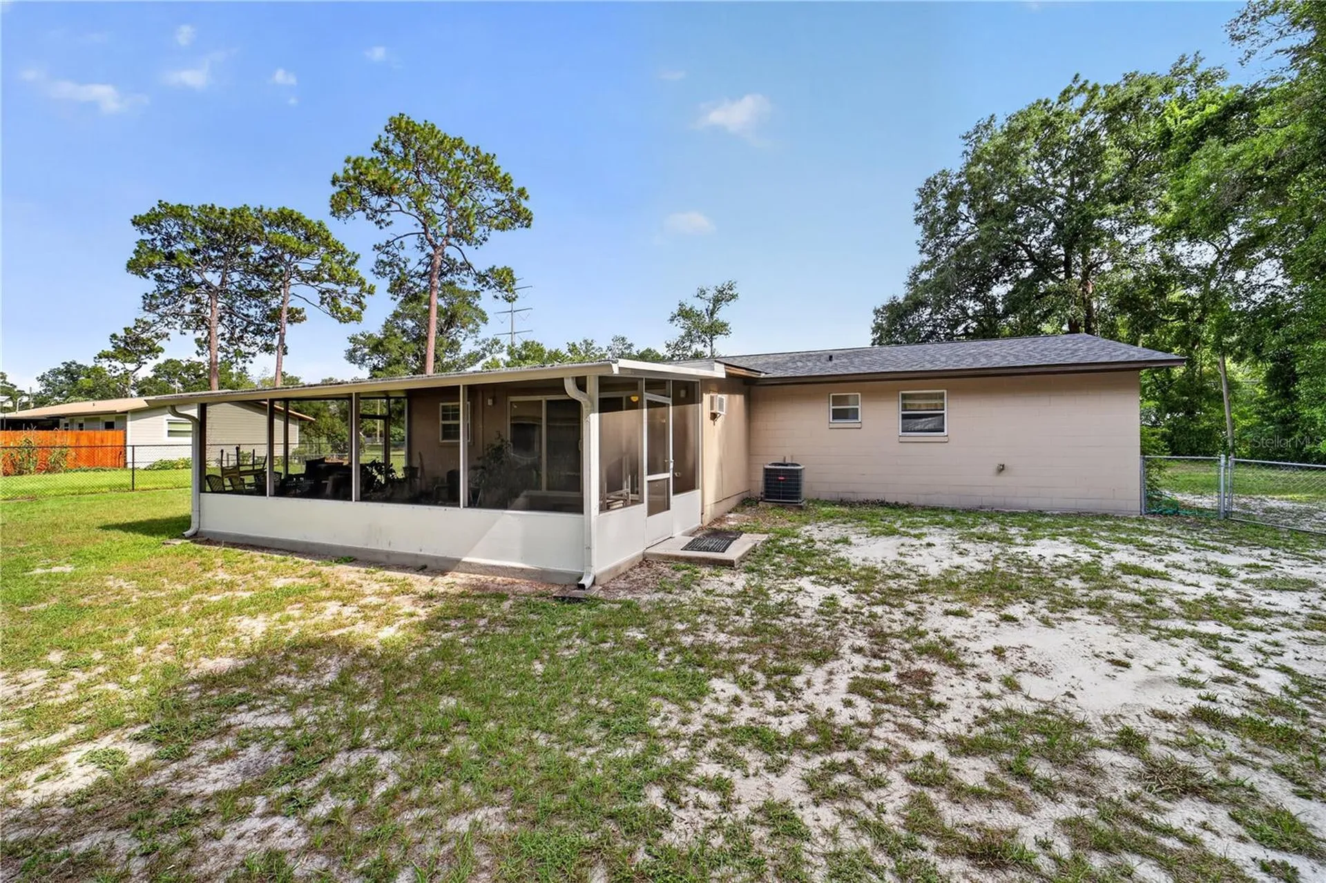 2875 NE 49th Street Ocala FL 34479