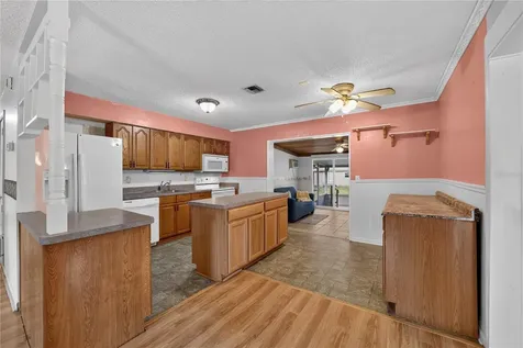 2875 NE 49th Street Ocala FL 34479