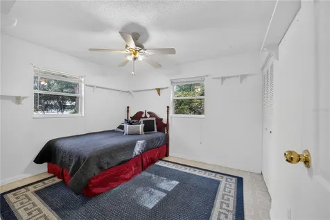 2875 NE 49th Street Ocala FL 34479