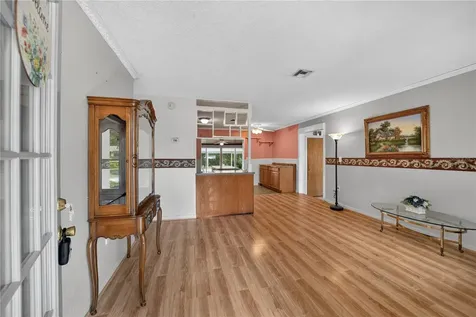 2875 NE 49th Street Ocala FL 34479