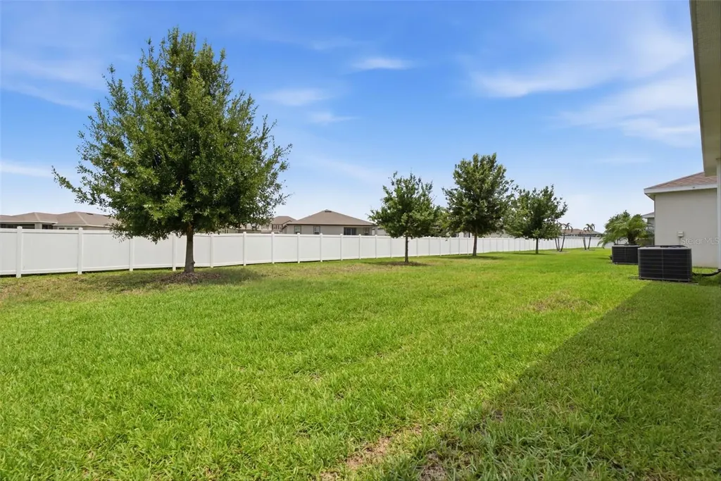 13237 Waterleaf Garden Circle Riverview FL 33579