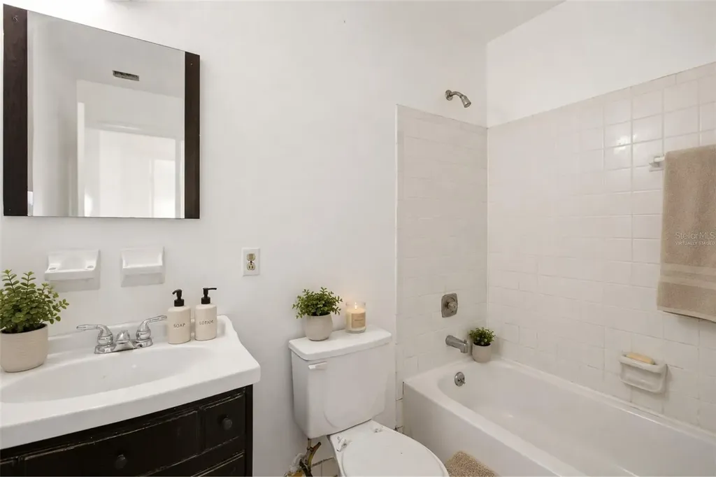 10894 Granite Street Boca Raton FL 33428