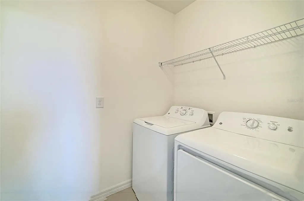2206 Washington Palm Court Bradenton FL 34212