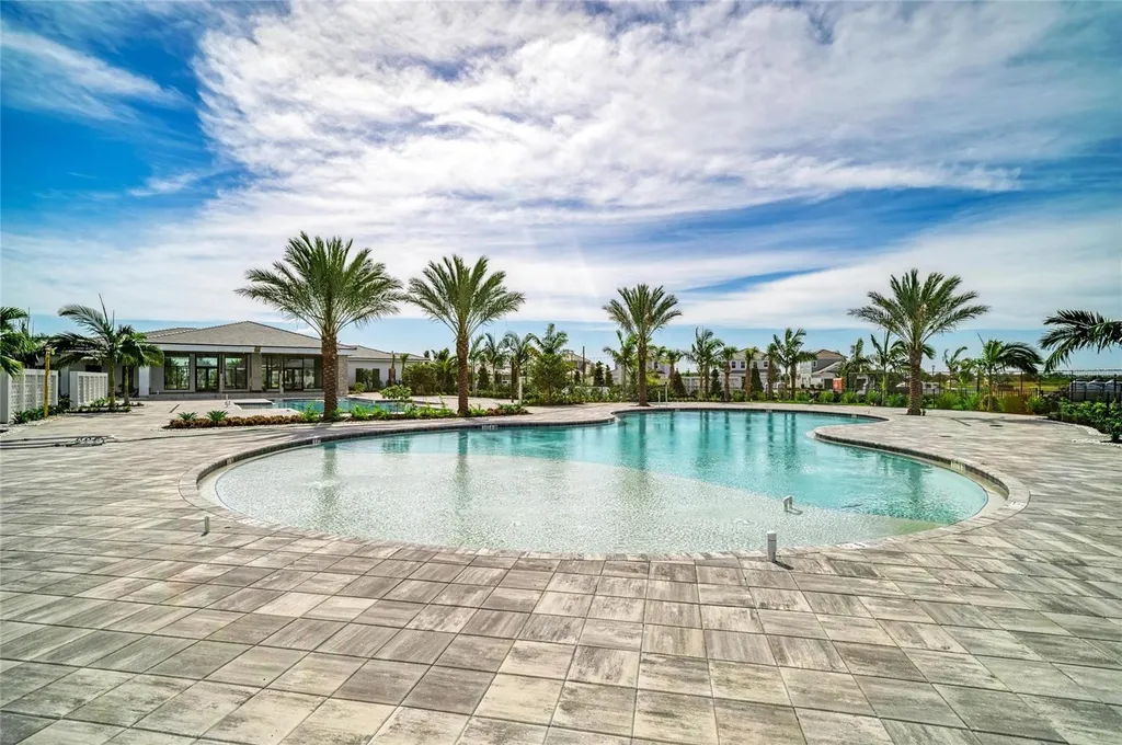 2206 Washington Palm Court Bradenton FL 34212