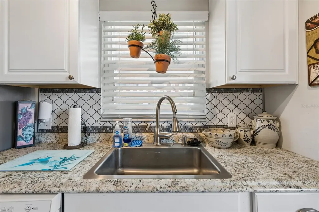 5875 18th Street N St Petersburg FL 33714