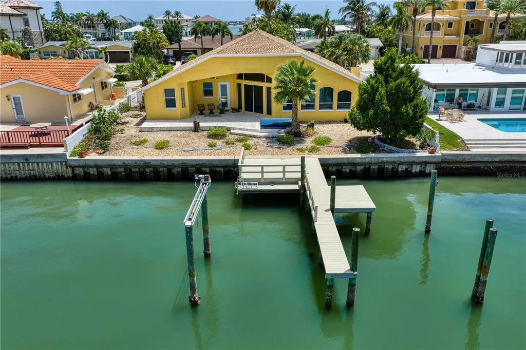 115 Aleta Drive Belleair Beach FL 33786
