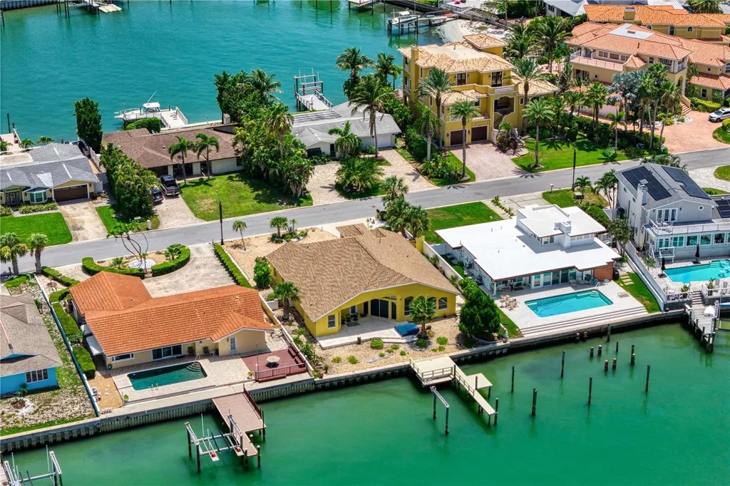 115 Aleta Drive Belleair Beach FL 33786