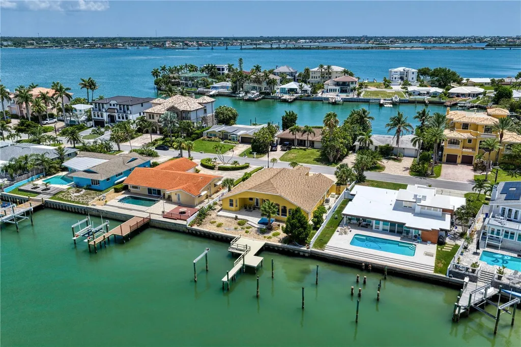 115 Aleta Drive Belleair Beach FL 33786