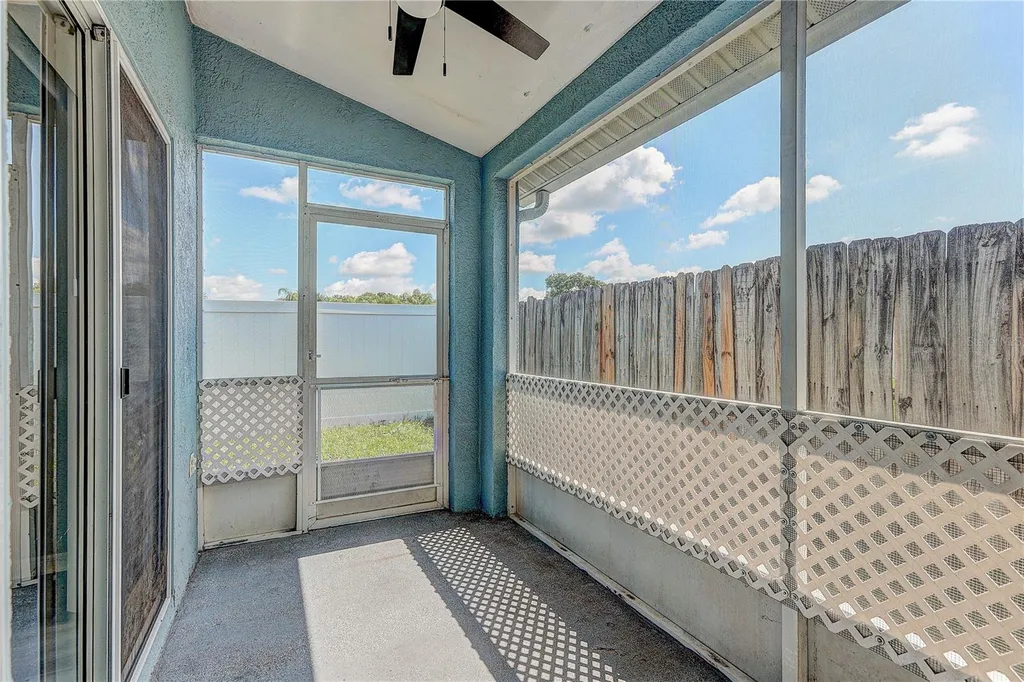 28725 Seashell Court Wesley Chapel FL 33545