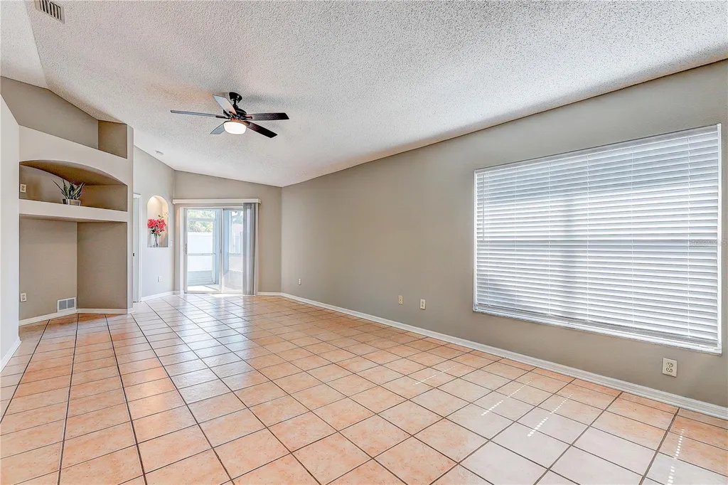 28725 Seashell Court Wesley Chapel FL 33545