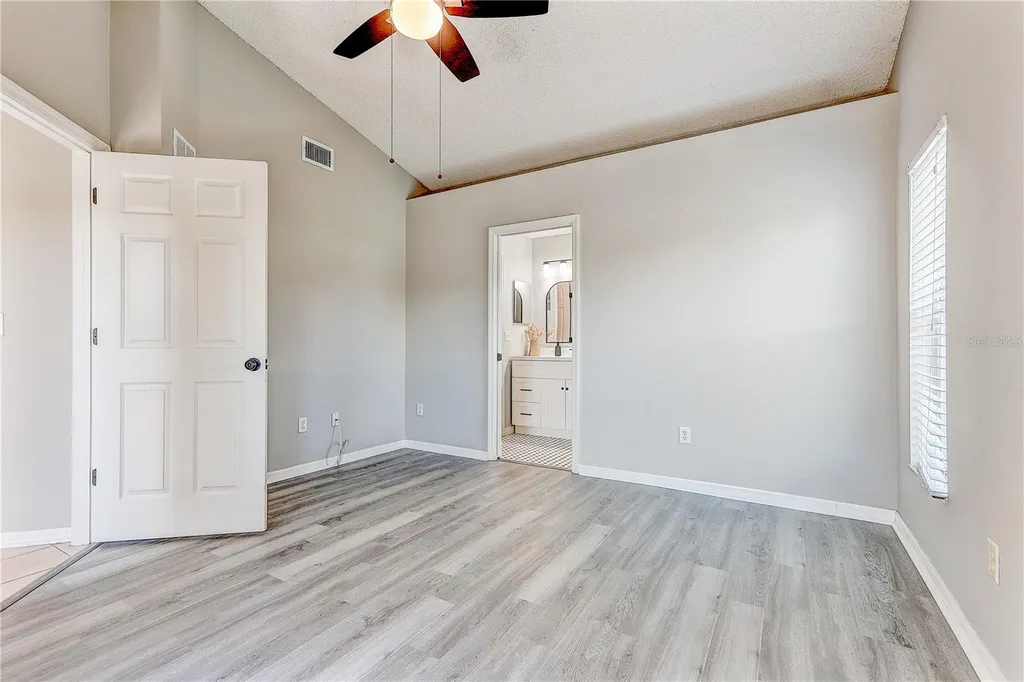 28725 Seashell Court Wesley Chapel FL 33545