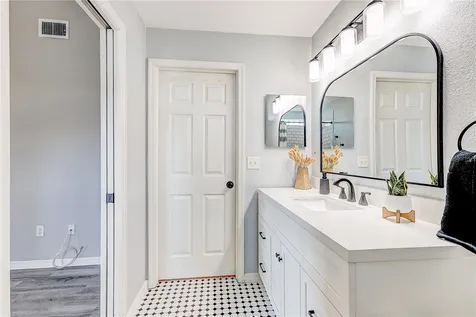 28725 Seashell Court Wesley Chapel FL 33545