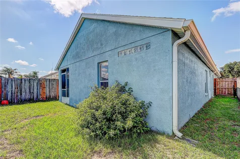 28725 Seashell Court Wesley Chapel FL 33545
