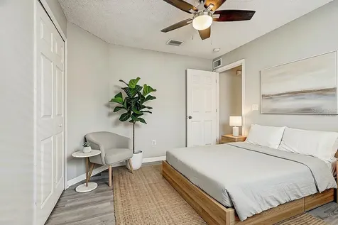 28725 Seashell Court Wesley Chapel FL 33545